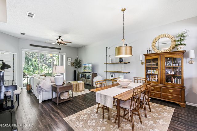 1861 COPPER STONE Drive D, Fleming Island, FL 32003