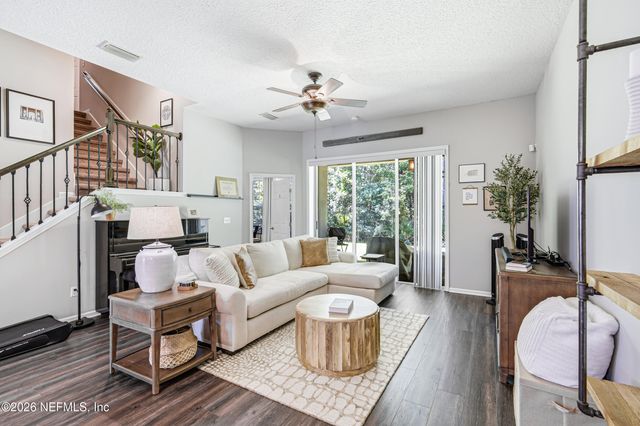 1861 COPPER STONE Drive D, Fleming Island, FL 32003
