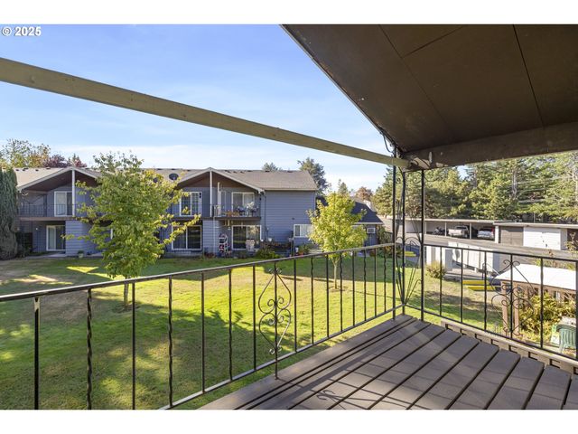 1418 Ne HOGAN Dr, Gresham, OR 97030