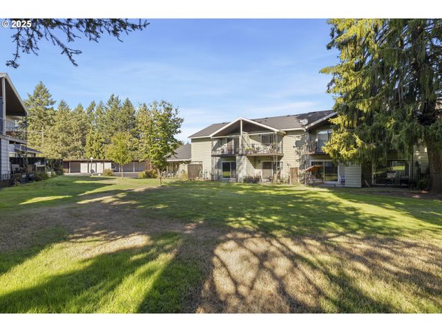 1418 Ne HOGAN Dr, Gresham, OR 97030