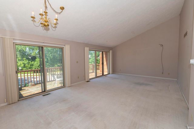 2711 Northside unit C Boulevard C, South Bend, IN 46615