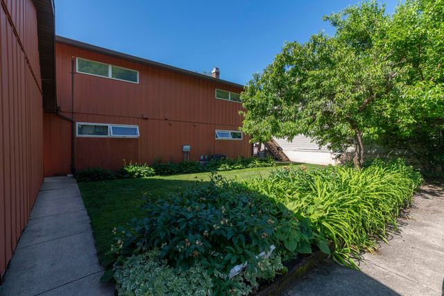 2711 Northside unit C Boulevard C, South Bend, IN 46615