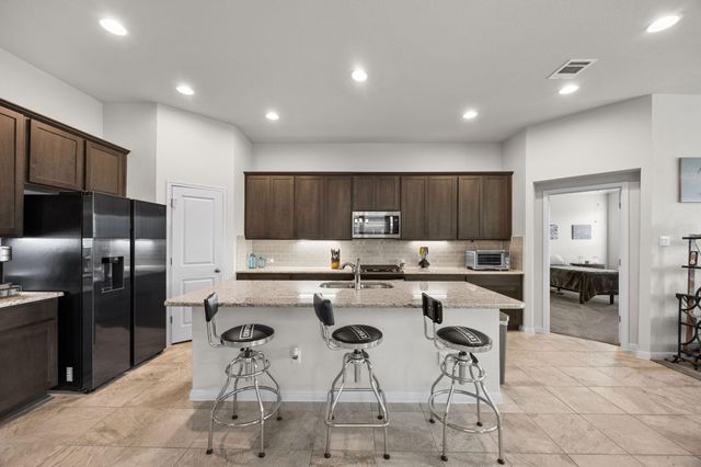 531 Tanda LN, Hutto, TX 78634