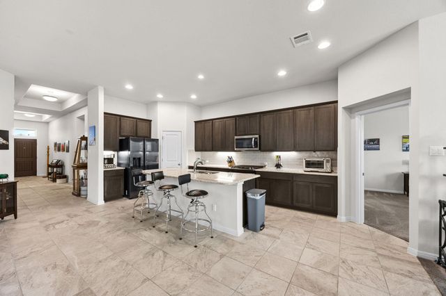 531 Tanda LN, Hutto, TX 78634