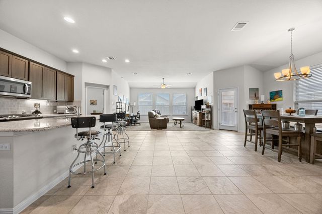 531 Tanda LN, Hutto, TX 78634