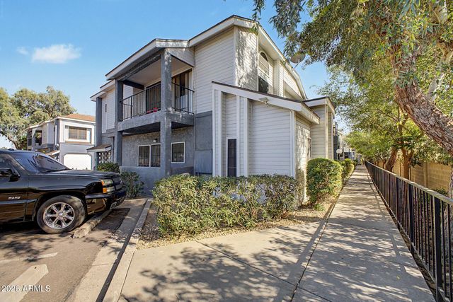 8888 N 47th Avenue 123, Glendale, AZ 85302