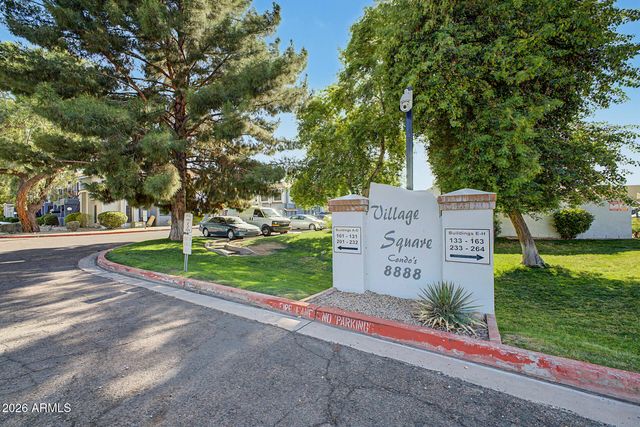 8888 N 47th Avenue 123, Glendale, AZ 85302