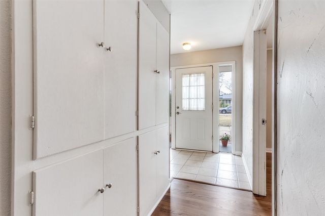 534 Summit Drive, Richardson, TX 75081