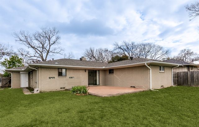 534 Summit Drive, Richardson, TX 75081