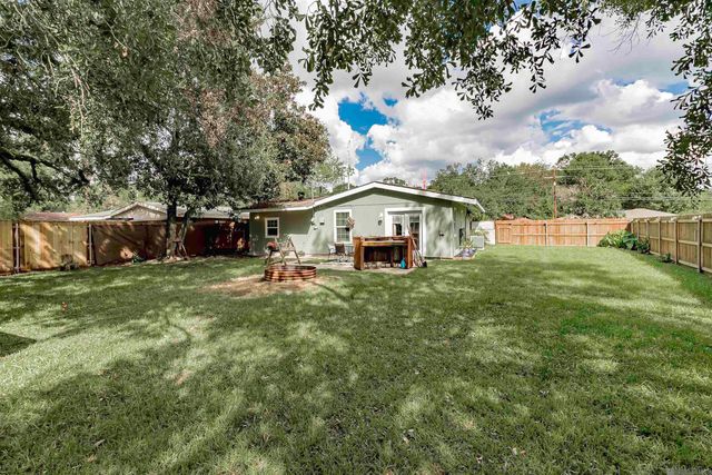 9711 Foster Rd, Baton Rouge, LA 70811