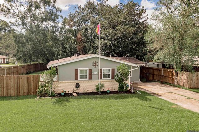 9711 Foster Rd, Baton Rouge, LA 70811