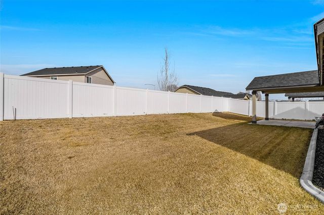 4226 W Wood Court, Moses Lake, WA 98837