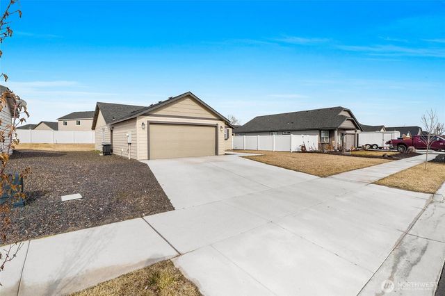 4226 W Wood Court, Moses Lake, WA 98837