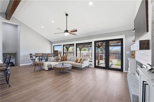 17685 Edgerton Road, Edgerton, KS 66021