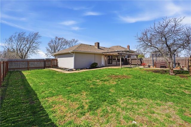 17685 Edgerton Road, Edgerton, KS 66021