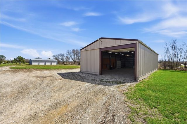 17685 Edgerton Road, Edgerton, KS 66021