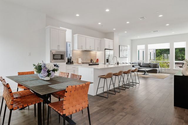 1771 Mccoy Street 401, Dallas, TX 75204