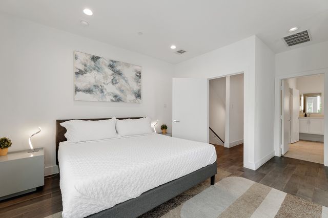 1771 Mccoy Street 401, Dallas, TX 75204