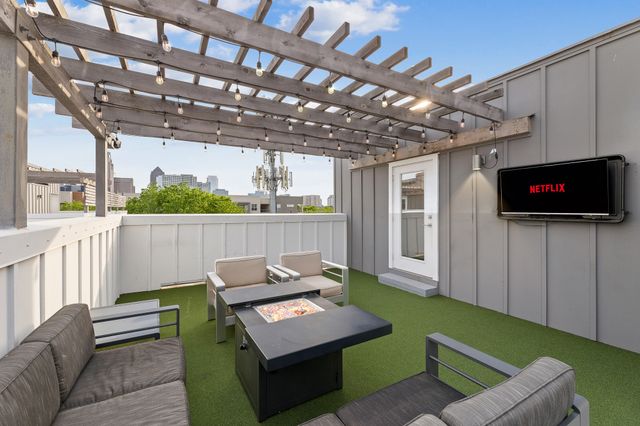 1771 Mccoy Street 401, Dallas, TX 75204