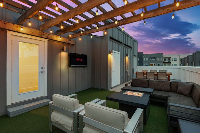 1771 Mccoy Street 401, Dallas, TX 75204