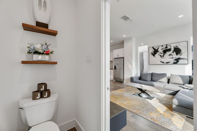 1771 Mccoy Street 401, Dallas, TX 75204