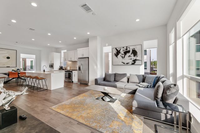 1771 Mccoy Street 401, Dallas, TX 75204