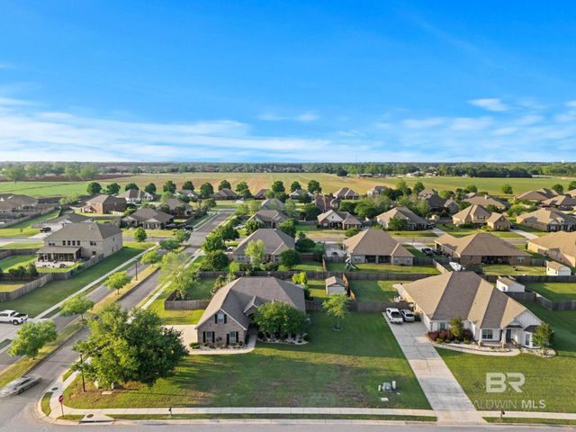 9651 Camberwell Drive, Daphne, AL 36526