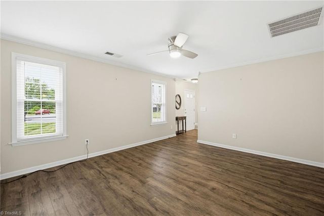 129 Culler Way, King, NC 27021