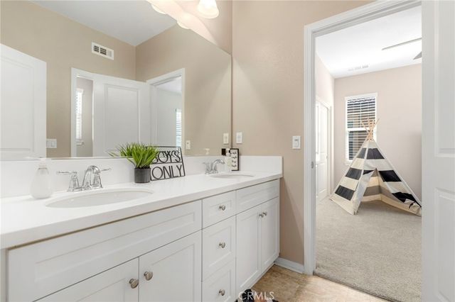 29705 Far Shore, Menifee, CA 92585