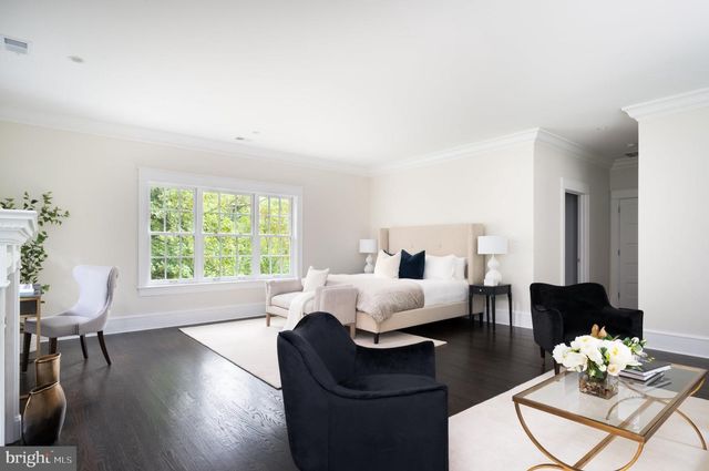 2913 UNIVERSITY TER NW, Washington, DC 20016