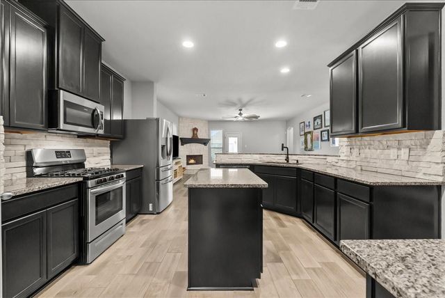 3114 Royal Albatross Drive, Texas City, TX 77590