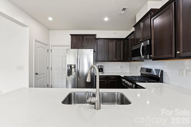 1122 Loggerhead Drive, Lancaster, SC 29720