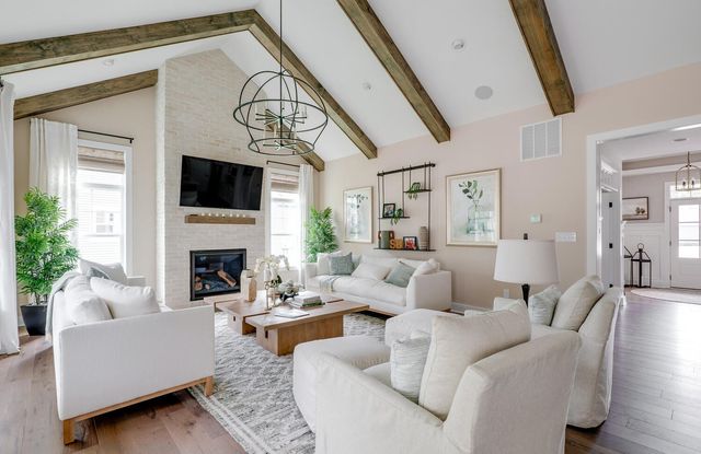 381 Reddenwood Rd, Hendersonville, TN 37075