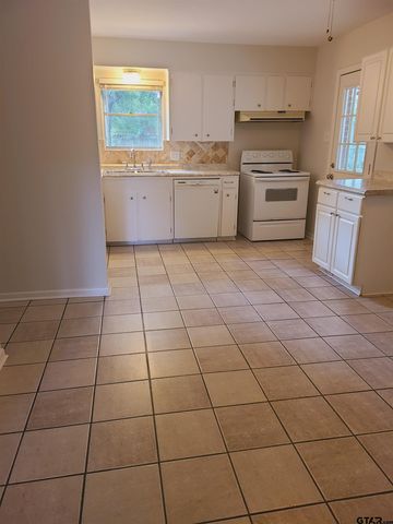 2409 Mimosa, Tyler, TX 75701