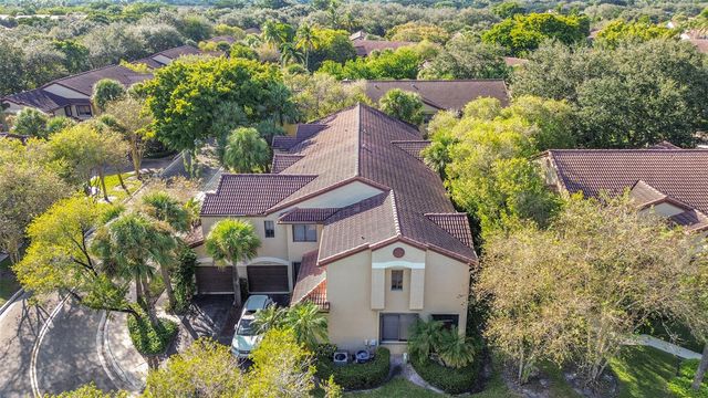 10511 NW 10th Street D-132, Plantation, FL 33322