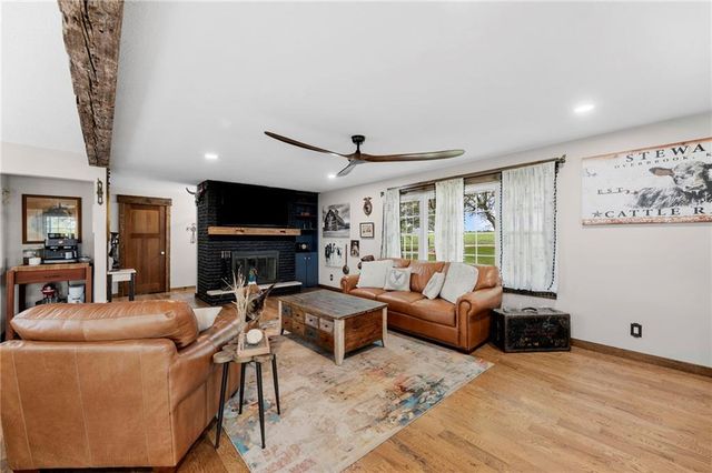 32240 N Rockville Road, Louisburg, KS 66053