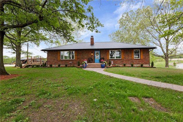 32240 N Rockville Road, Louisburg, KS 66053