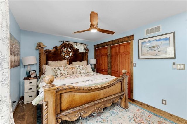 32240 N Rockville Road, Louisburg, KS 66053