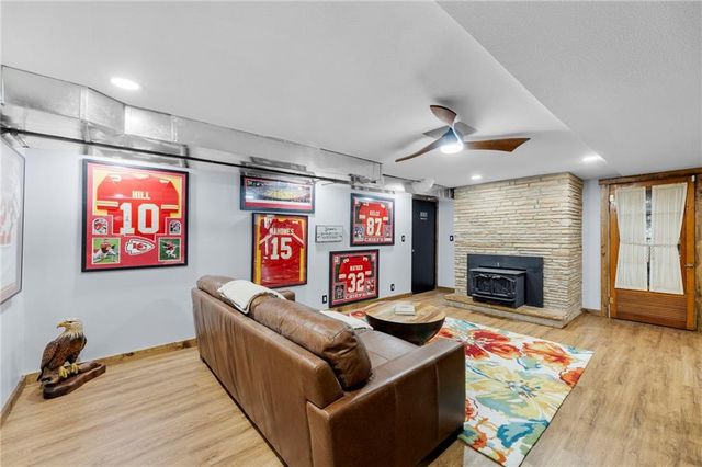 32240 N Rockville Road, Louisburg, KS 66053