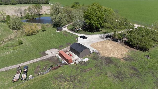 32240 N Rockville Road, Louisburg, KS 66053