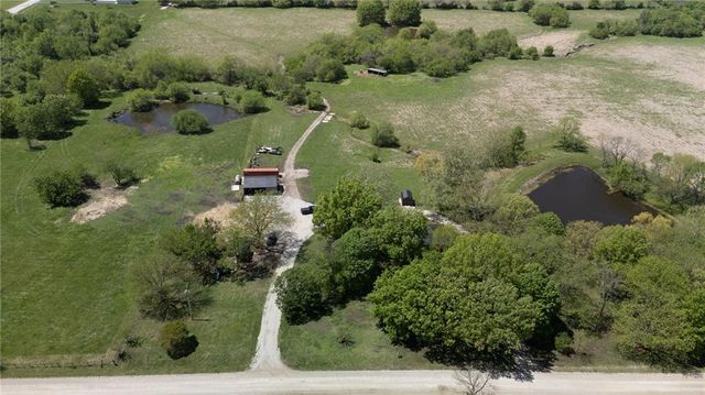 32240 N Rockville Road, Louisburg, KS 66053