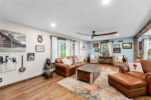 32240 N Rockville Road, Louisburg, KS 66053