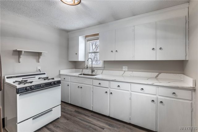 194 Boncroft Drive Upper, West Seneca, NY 14224