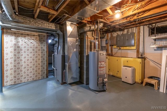 194 Boncroft Drive Upper, West Seneca, NY 14224