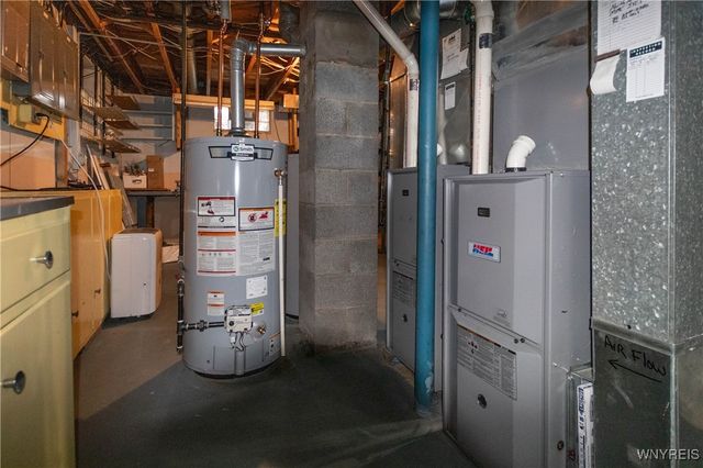 194 Boncroft Drive Upper, West Seneca, NY 14224