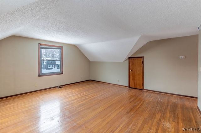 194 Boncroft Drive Upper, West Seneca, NY 14224