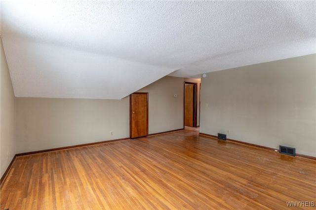 194 Boncroft Drive Upper, West Seneca, NY 14224