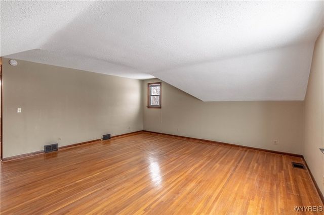 194 Boncroft Drive Upper, West Seneca, NY 14224