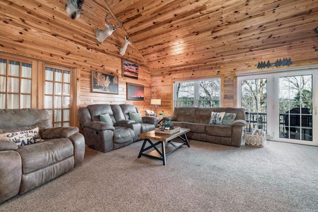 23 Fineza Way, Hot Springs Village, AR 71909