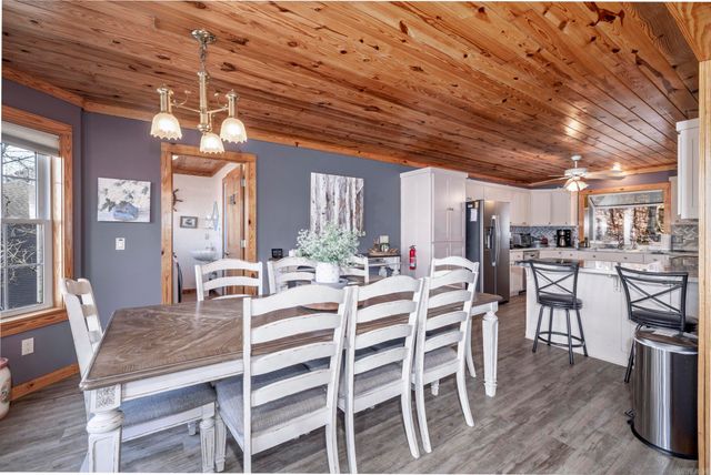 23 Fineza Way, Hot Springs Village, AR 71909